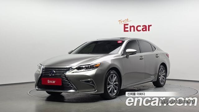 LEXUS ES300H 2017 — 60 573 км, серебристо-серый, Корея — под ключ — фото 1