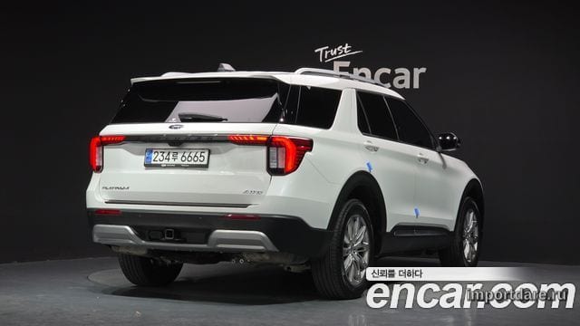 FORD Explorer сбоку