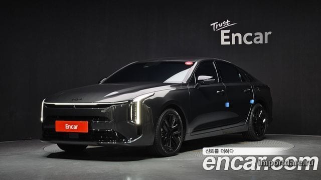 Kia K8 сзади