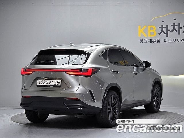 LEXUS NX350H 2023 — 21 862 км, серебристо-серый, Корея — под ключ — фото 2