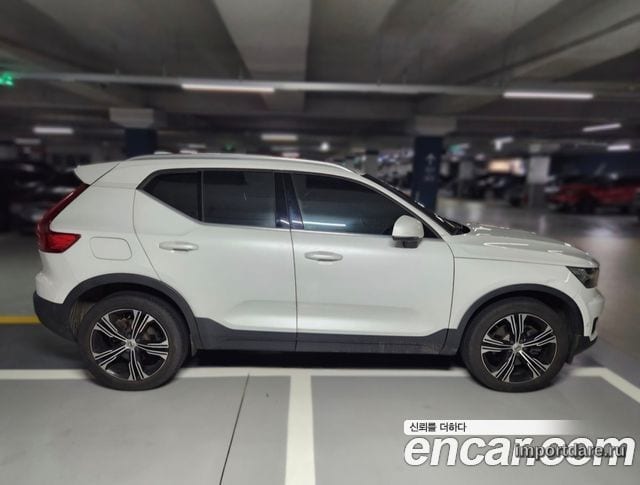 VOLVO XC40 2020 — 134 552 км, белый, Корея — под ключ — фото 1