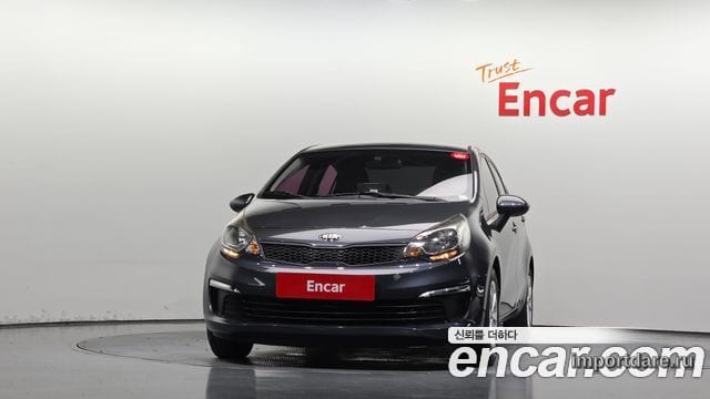 Kia Pride интерьер