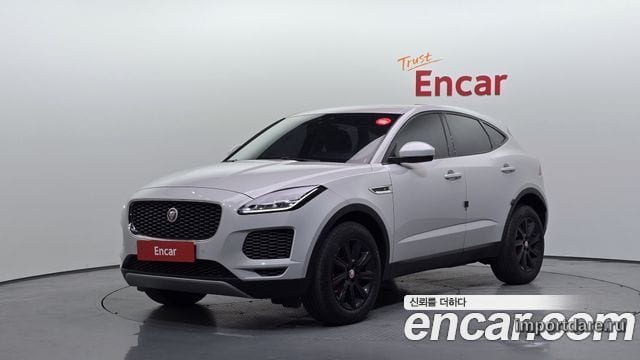 JAGUAR E-PACE 2018 — 147 402 км, серебристо-серый, Корея — под ключ — фото 1