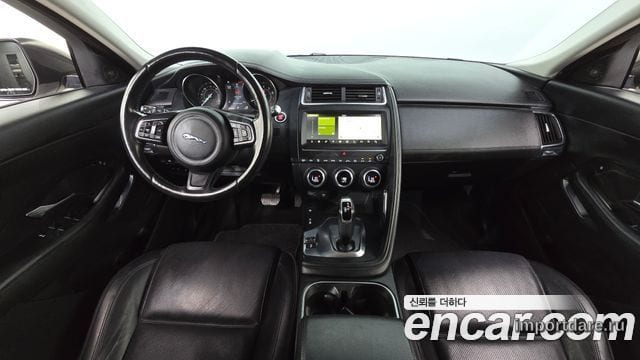 JAGUAR E-PACE 2018 — 147 402 км, серебристо-серый, Корея — под ключ — фото 7