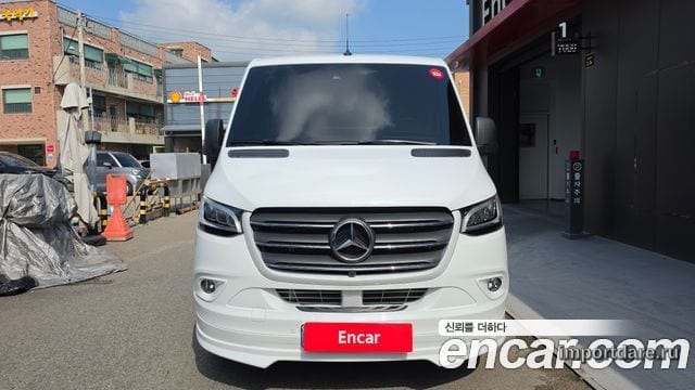 Mercedes-Benz Sprinter сзади