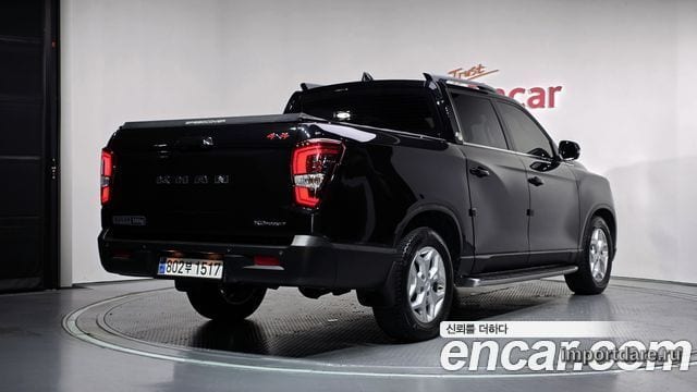 KGM Rexton Sports Khan сбоку