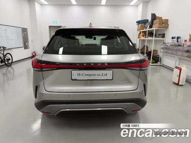 Lexus RX350 сзади