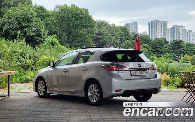 LEXUS CT200H 2011 — 82 600 км, серебристый, Корея — под ключ — фото 2