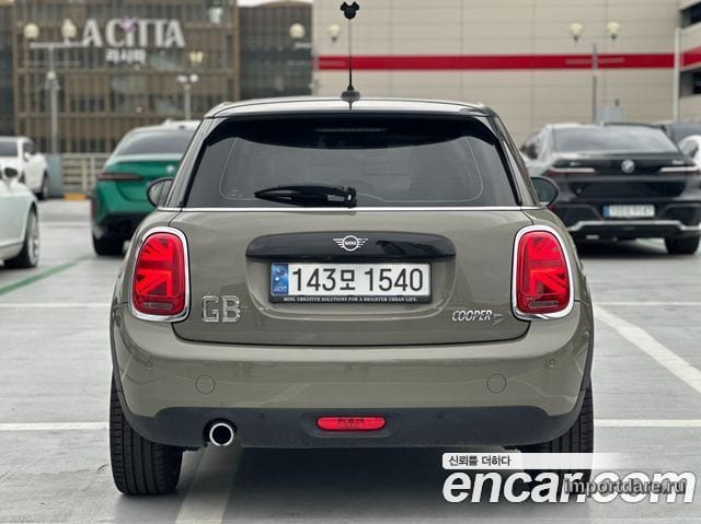 MINI COOPER D 2019 — 40 650 км, светло-золотистый, Корея — под ключ — фото 6