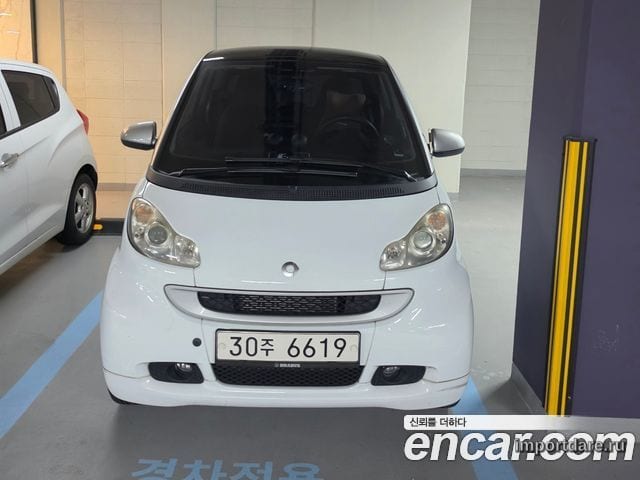 SMART FORTWO COUPE 2011 — 135 350 км, белый, Корея — под ключ — фото 1