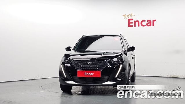 Peugeot 2008 интерьер