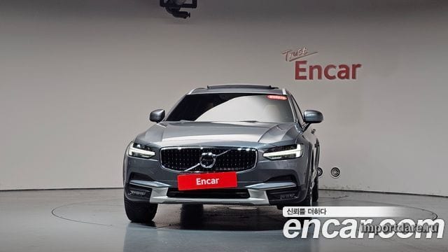 VOLVO V90 CROSS COUNTRY 2019 — 65 251 км, серебристо-серый, Корея — под ключ — фото 3