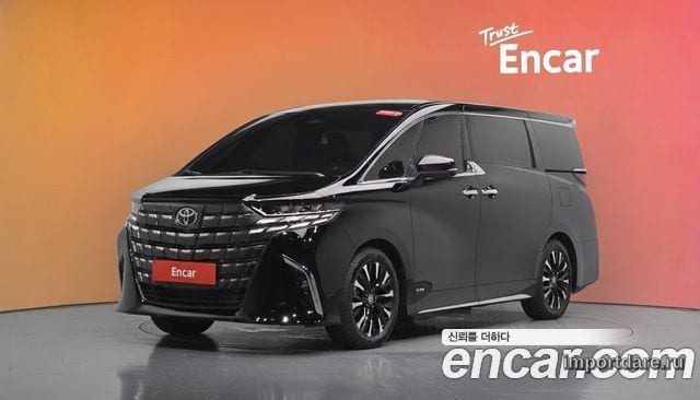 Toyota Alphard интерьер