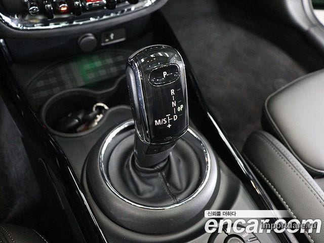 MINI COOPER CLUBMAN 2020 — 22 621 км, тёмно-зелёный, Корея — под ключ — фото 8