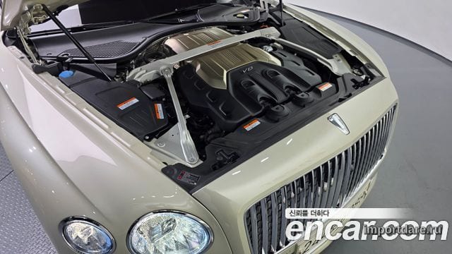 BENTLEY FLYING SPUR 2023 — 27 991 км, белый-перламутр, Корея — под ключ — фото 6