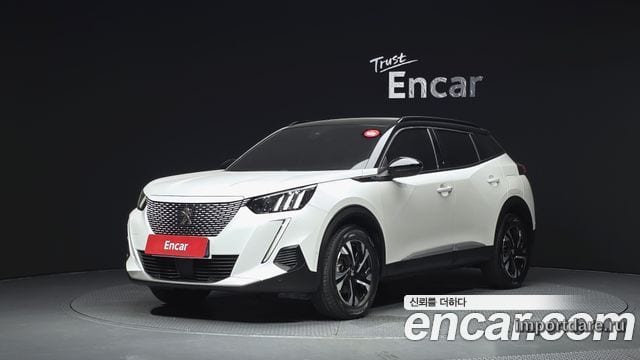 Peugeot e-2008 2023
