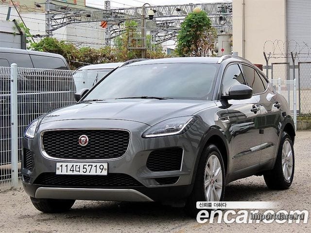 JAGUAR E-PACE 2019 — 102 503 км, серый, Корея — под ключ — фото 2