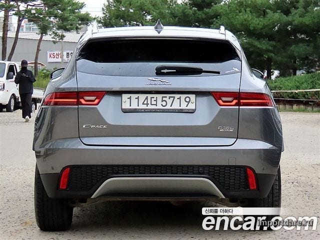 JAGUAR E-PACE 2019 — 102 503 км, серый, Корея — под ключ — фото 4