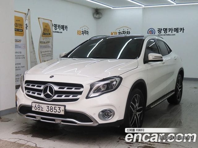 MERCEDES-BENZ GLA-CLASS X156 2019 — 48 199 км, белый, Корея — под ключ — фото 2