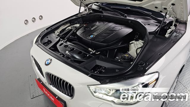 BMW 5 SERIES GT 2017 — 179 732 км, белый, Корея — под ключ — фото 6