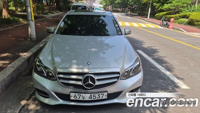 MERCEDES-BENZ E-CLASS W212 2016 — 94 302 км, серебристый, Корея — под ключ — фото 1