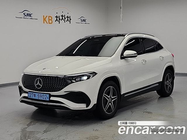 Mercedes-Benz Eqa сбоку
