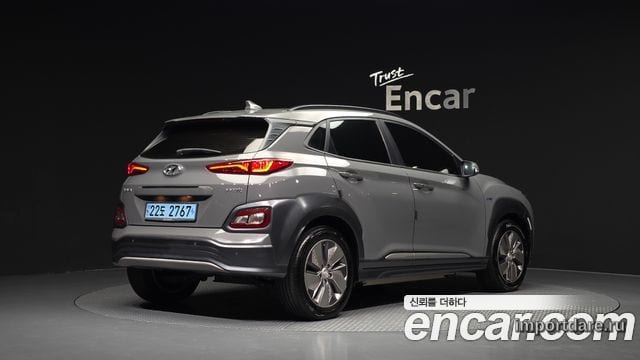 HYUNDAI KONA ELECTRIC 2019 — 131 214 км, серебристо-серый, Корея — под ключ — фото 2