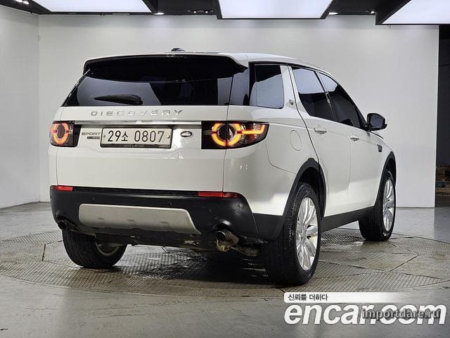 LAND ROVER DISCOVERY SPORT 2016 — 144 379 км, белый, Корея — под ключ — фото 2