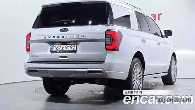 FORD Expedition сбоку