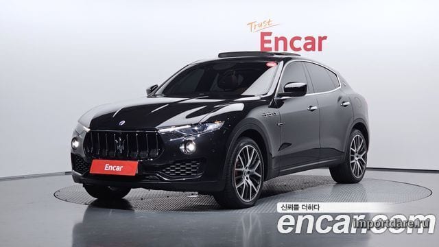 MASERATI LEVANTE 2018 — 115 319 км, синий, Корея — под ключ — фото 1