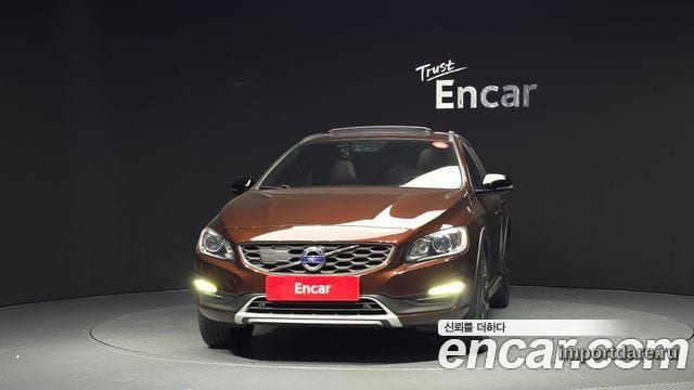 VOLVO V60 CROSS COUNTRY 2016 — 109 202 км, коричневый, Корея — под ключ — фото 3