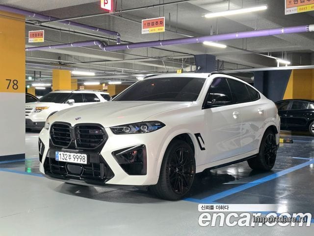BMW X6M сбоку