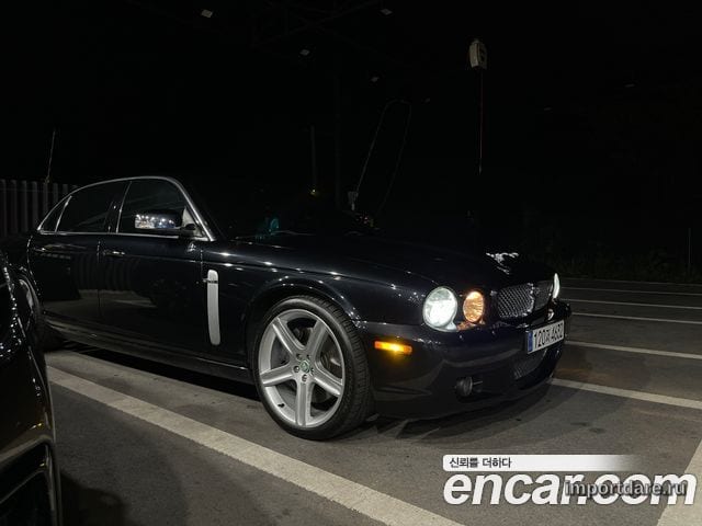 Jaguar New XJ 2008