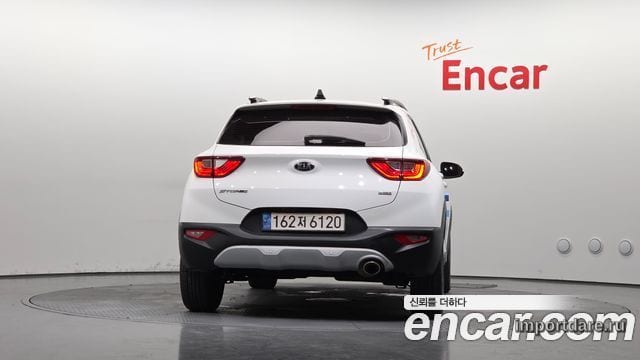 KIA STONIC 2019 — 116 117 км, белый, Корея — под ключ — фото 4