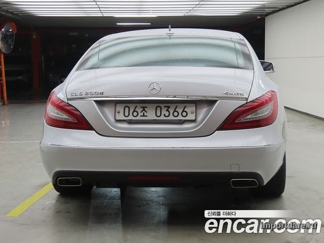 MERCEDES-BENZ CLS-CLASS W218 2016 — 160 443 км, серебристый, Корея — под ключ — фото 3