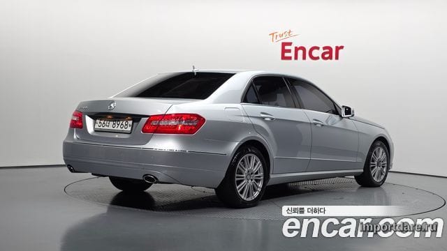 MERCEDES-BENZ E-CLASS W212 2010 — 109 478 км, серебристо-серый, Корея — под ключ — фото 2