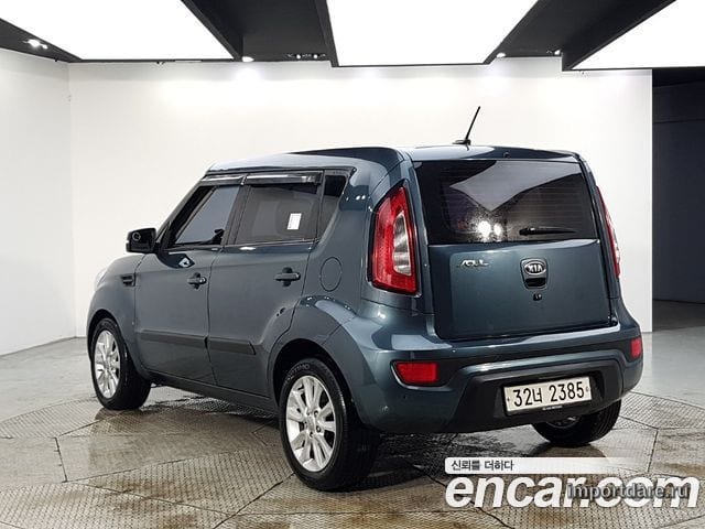 KIA SOUL 2012 — 84 000 км, тёмно-зелёный, Корея — под ключ — фото 3
