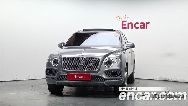 BENTLEY BENTAYGA 2017 — 120 201 км, серебристо-серый, Корея — под ключ — фото 3