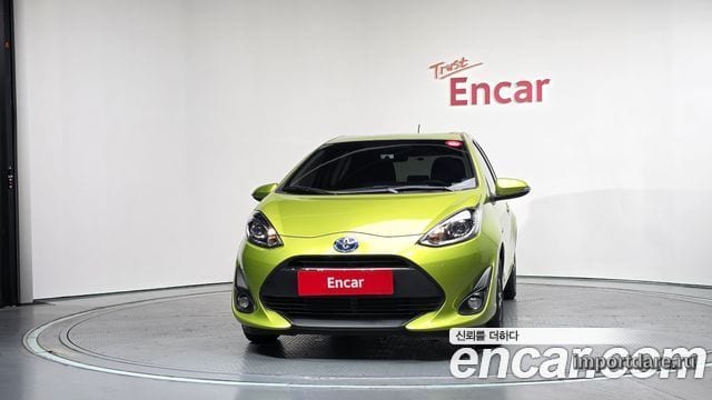 TOYOTA PRIUS C 2018 — 17 227 км, салатовый, Корея — под ключ — фото 3
