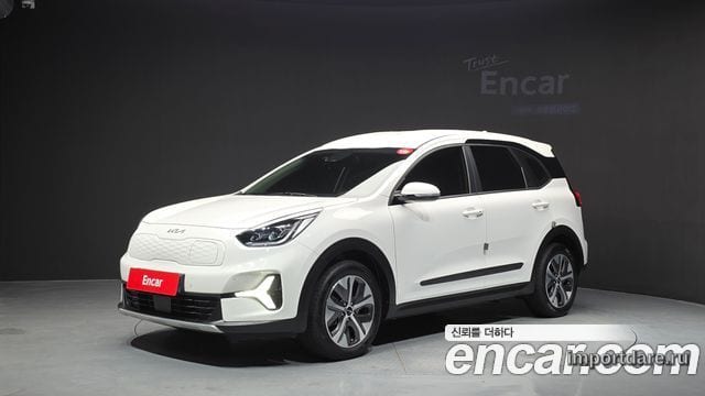 Kia Niro Plus 2024