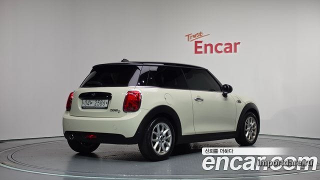 MINI COOPER D 2019 — 45 180 км, белый-перламутр, Корея — под ключ — фото 2