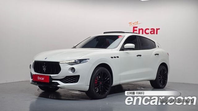 MASERATI LEVANTE 2017 — 144 355 км, белый, Корея — под ключ — фото 1