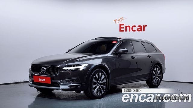 Volvo V90 Cross Country 2023