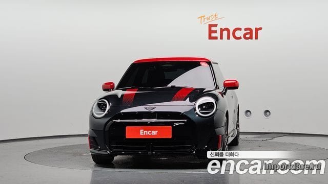 MINI Cooper Electric интерьер