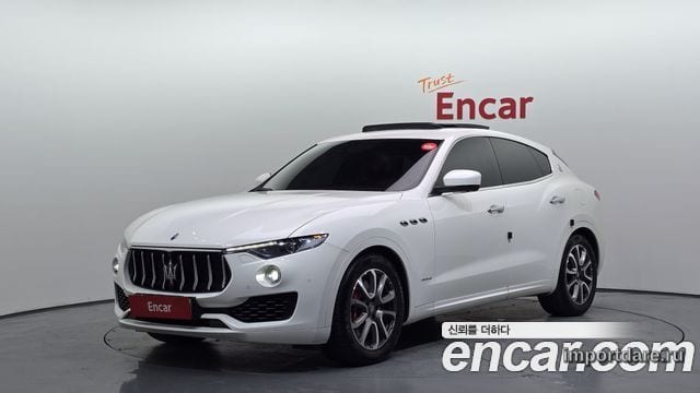 MASERATI LEVANTE 2018 — 124 965 км, белый, Корея — под ключ — фото 1