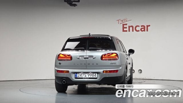 MINI Cooper Clubman сзади
