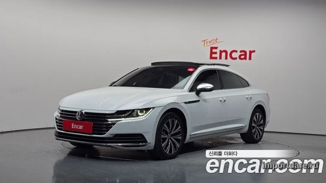 VOLKSWAGEN ARTEON 2019 — 90 444 км, белый, Корея — под ключ — фото 1