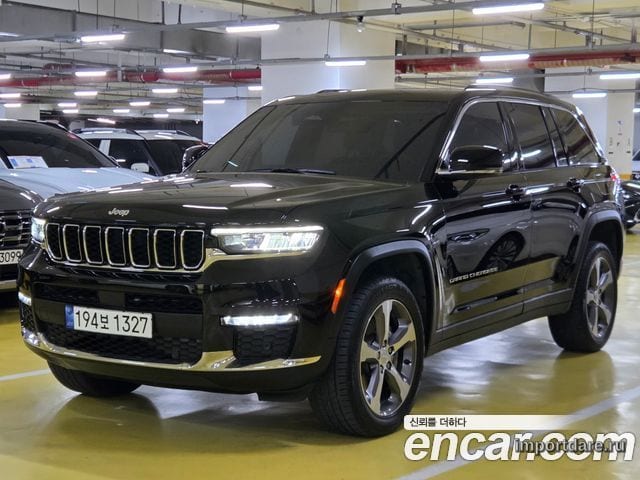 JEEP GRAND CHEROKEE 2023 — 73 666 км, чёрный, Корея — под ключ — фото 1