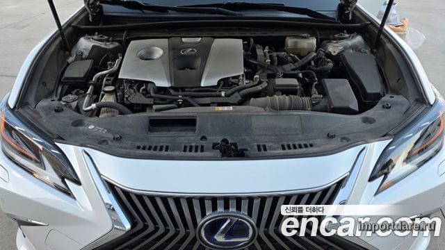 LEXUS ES300H 2019 — 132 487 км, белый-перламутр, Корея — под ключ — фото 6