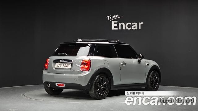 MINI COOPER D 2017 — 84 736 км, серебристо-серый, Корея — под ключ — фото 1